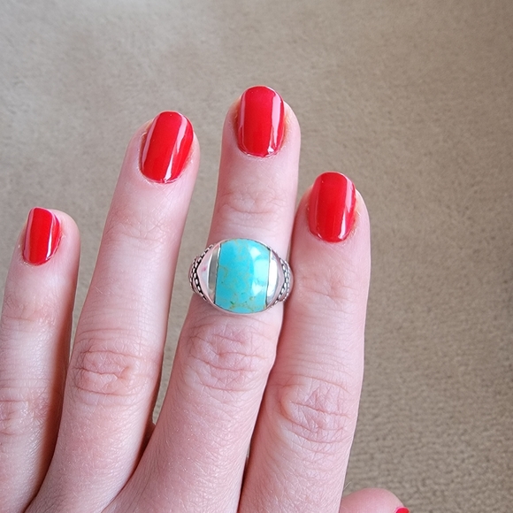 Turquoise Silver Ring Size 8 - Picture 4 of 5